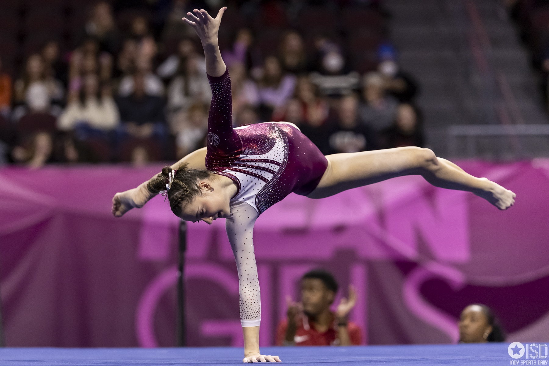 Session Rols Alabama rolls with Mean Girls Super 16 session four victory
